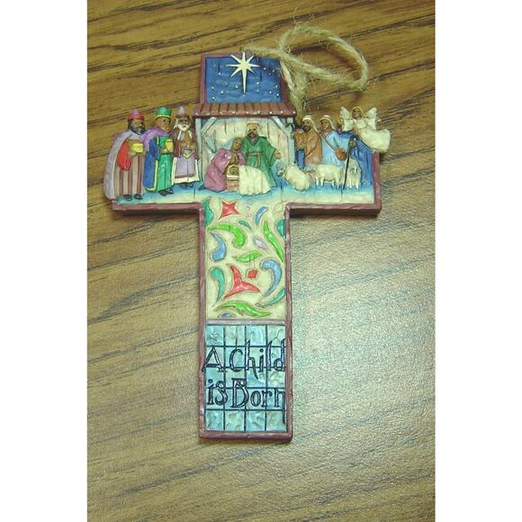 JIM SHORE NATIVITY SCENE CROSS ORNAMENT-2007--#4008105 - Picture 2 of 4
